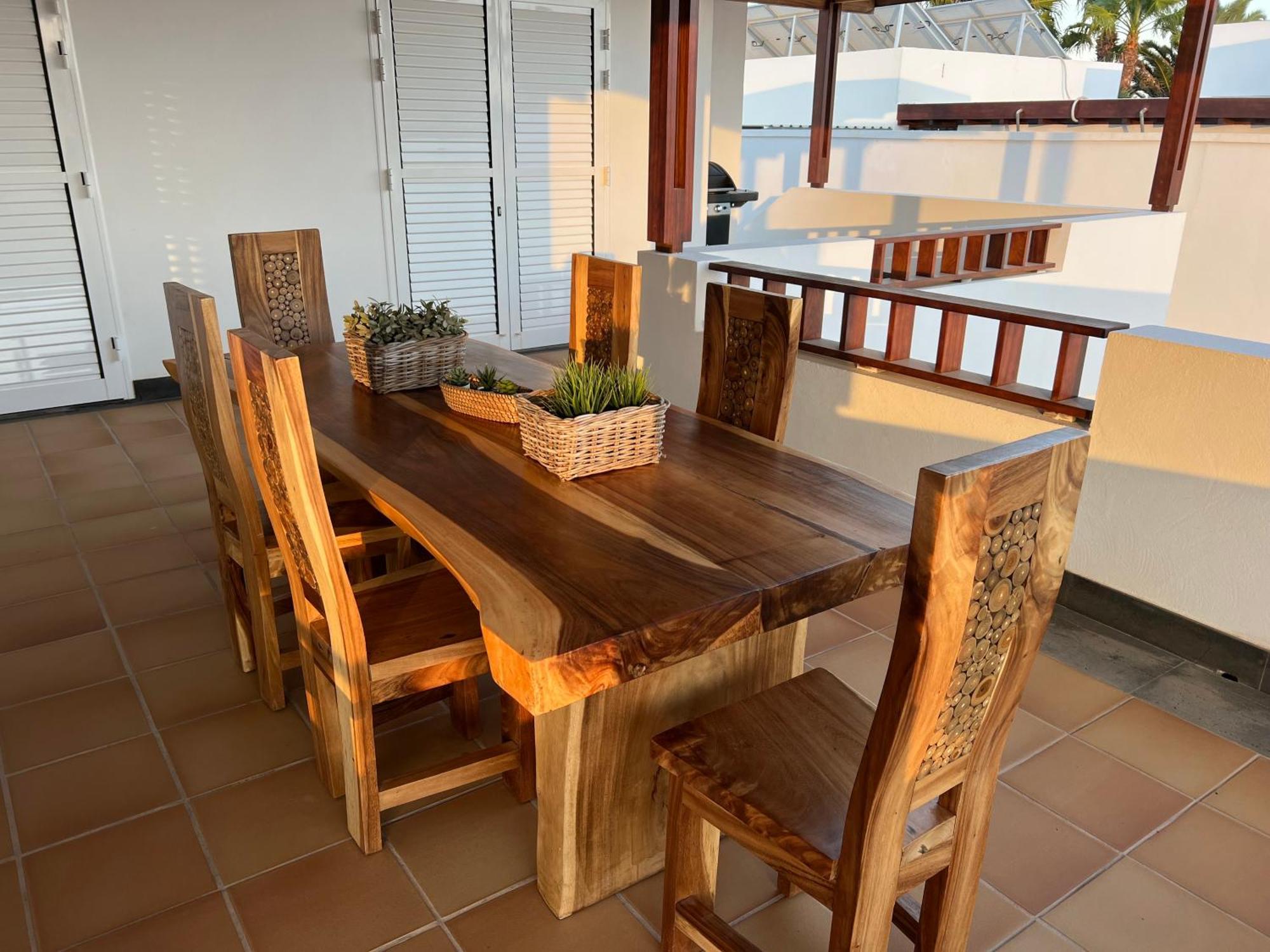 Villa Dedalos - A Luxury Large Villa With A Heated Pool In Puerto Calero Bagian luar foto